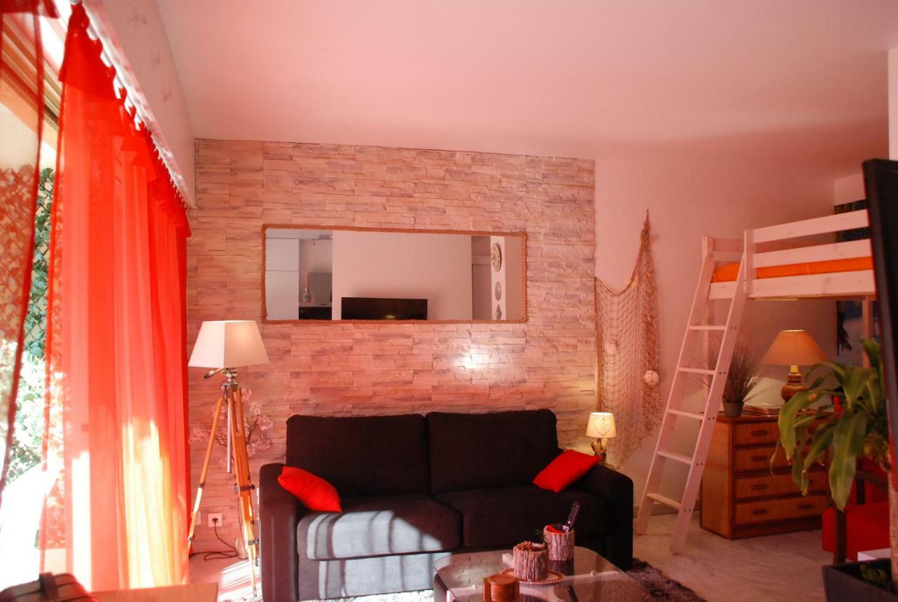 Studio - Juan Les Pins - Proximite Plages Antibes Kültér fotó
